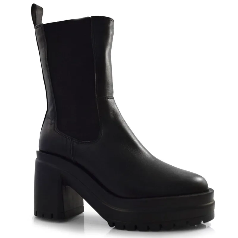 Bota Plataforma de Couro Feminina Suzzara Preto 707.0500 36