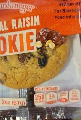 Oatmeal Raisin cookie