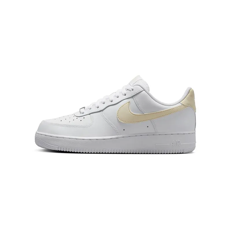 Tênis Nike Air Force 1 07 Masculino - 50