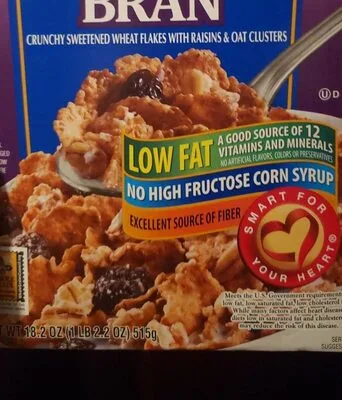 Crunchy granola raisin bran