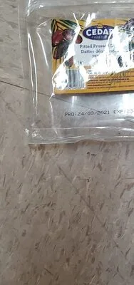 Pitted pressed dates