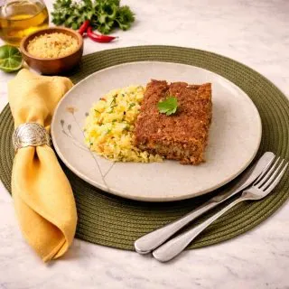 Kibe de Forno Recheado c/ Requeijão, Mussarela e Arroz à Grega : 350_g