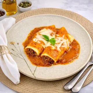 Panqueca de Carne c/ Molho de Tomate : 380_g
