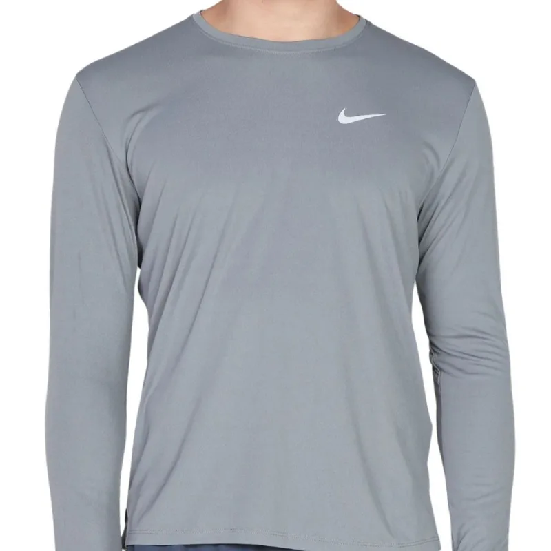 Camiseta Masculina Nike Manga Longa Miler Dri-Fit M / Cinza