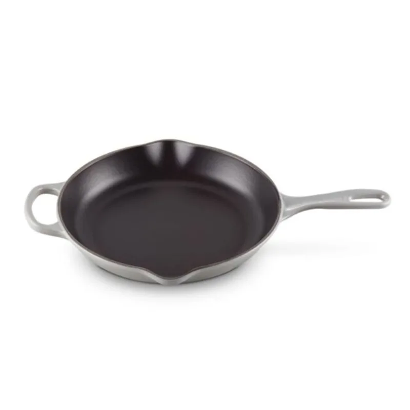FRIGIDEIRA SKILLET LE CREUSET SIGNATURE 26CM REDONDA COM ALCA EM FERRO FUNDIDO MIST GREY 20182265410422