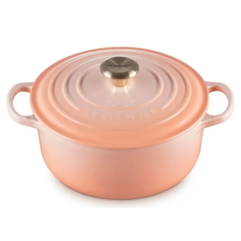 PANELA REDONDA LE CREUSET 20CM SIGNATURE FERRO ESMALTADO COM PEGADOR DOURADO PESSÊGO PECHE