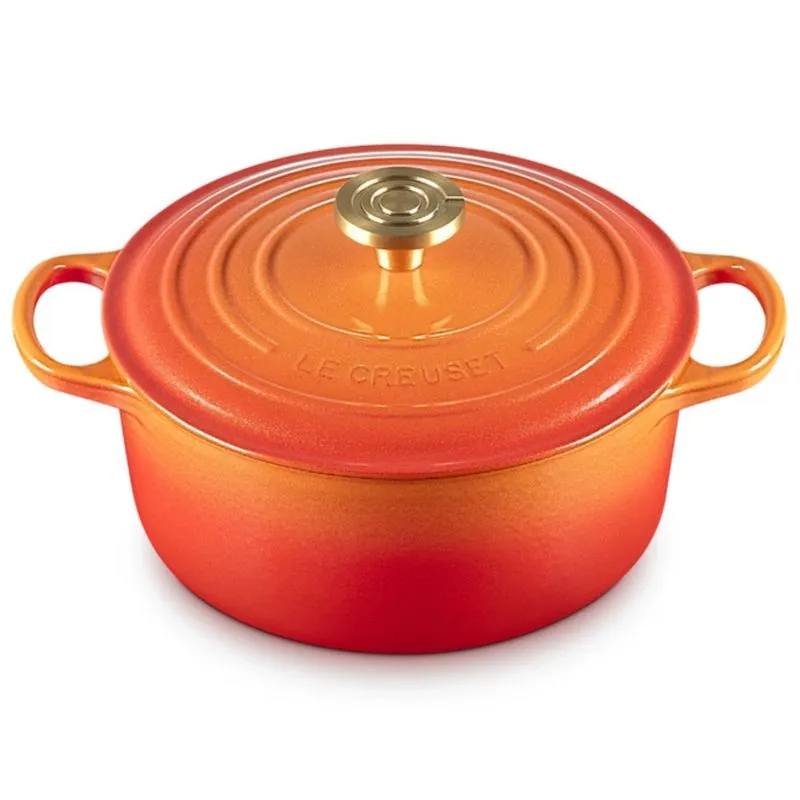 Panela Le Creuset Redonda Signature Flamme Dorée com Pegador Dourado 6,7L 28cm