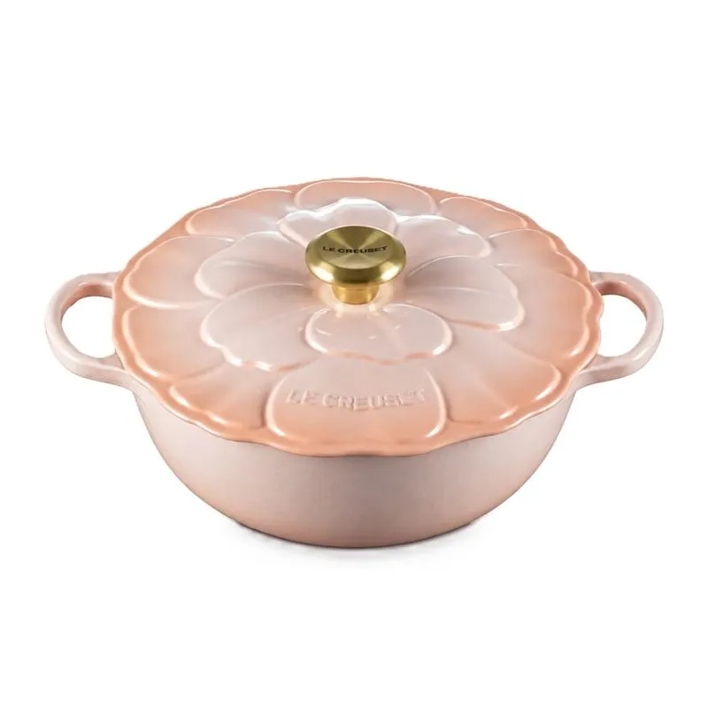 PANELA MARMITA LE CREUSET SIGNATURE PETAL 26CM PUXADOR DOURADO EM FERRO FUNDIDO PECHE 21962264234450