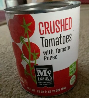 Crushed tomatoes with tomato pure