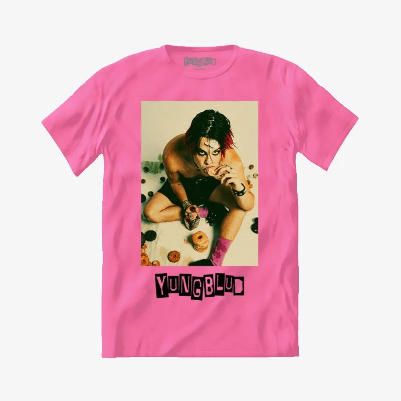 Camiseta Yungblud - Floor Sit Donut Pink M | Rosa