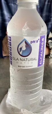 Isla natural water