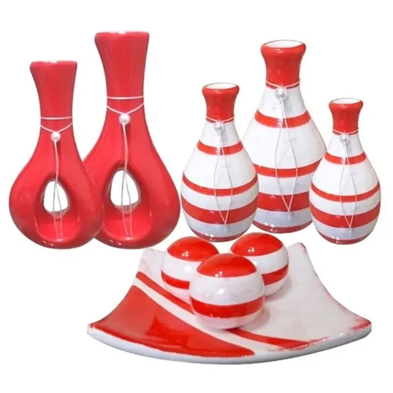 Conjunto Centro De Mesa Com Trio De Garrafas E Par De Vasos - Red White