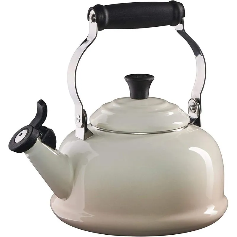 chaleira assobiando Le Creuset branco