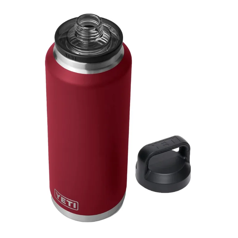 Garrafa yeti Rambler 1.36L isolada a vácuo, cor retirada