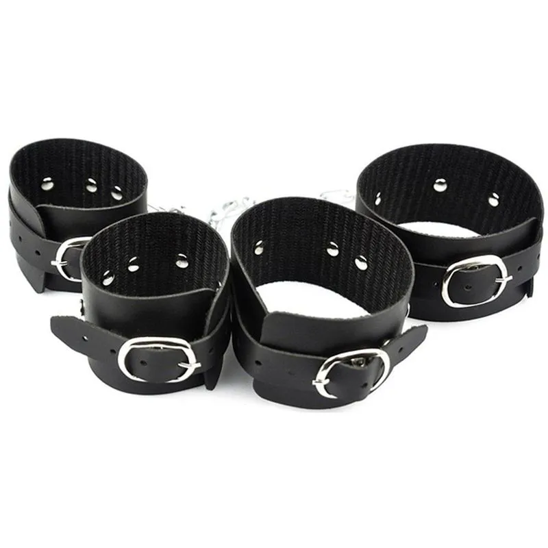 Bracelete e Tornozeleiras com Corrente Dominatrixxx