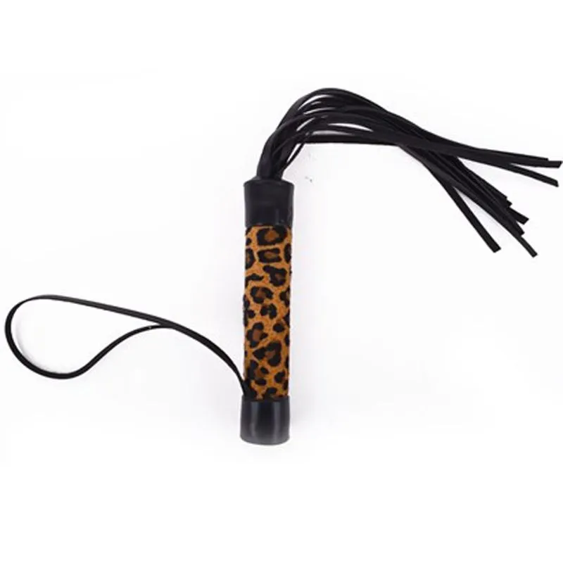 Chicote com Estampa de Pelúcia em Leopardo 20cm Dominatrixxx