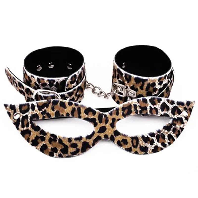 Kit Bracelete com Algema e Máscara Tiazinha Estampada em Onça Dominatrixxx