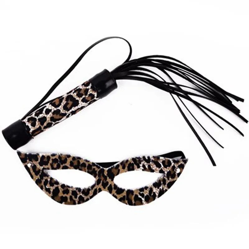 Kit Chicote em Tiras de 20cm e Máscara Tiazinha Estampados em Onça Dominatrixxx