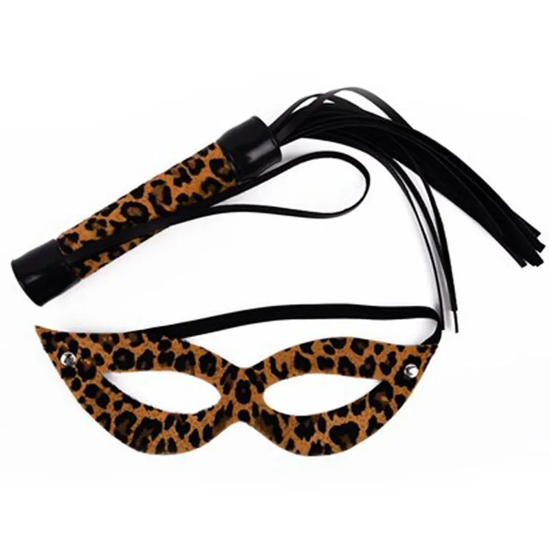 Kit Chicote em Tiras de 20cm e Máscara Tiazinha Estampados em Leopardo Dominatrixxx