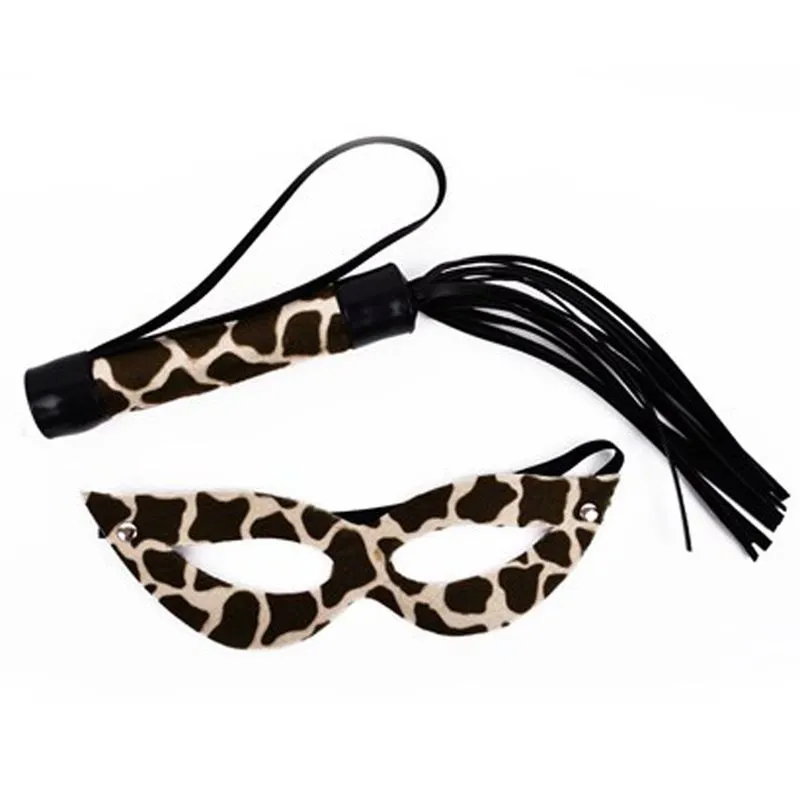 Kit Chicote em Tiras de 20cm e Máscara Tiazinha Estampados em Girafa Dominatrixxx