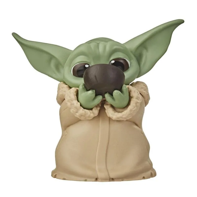 Figura The Mandalorian - Disney - The Child Segurando a Cuia HASBRO