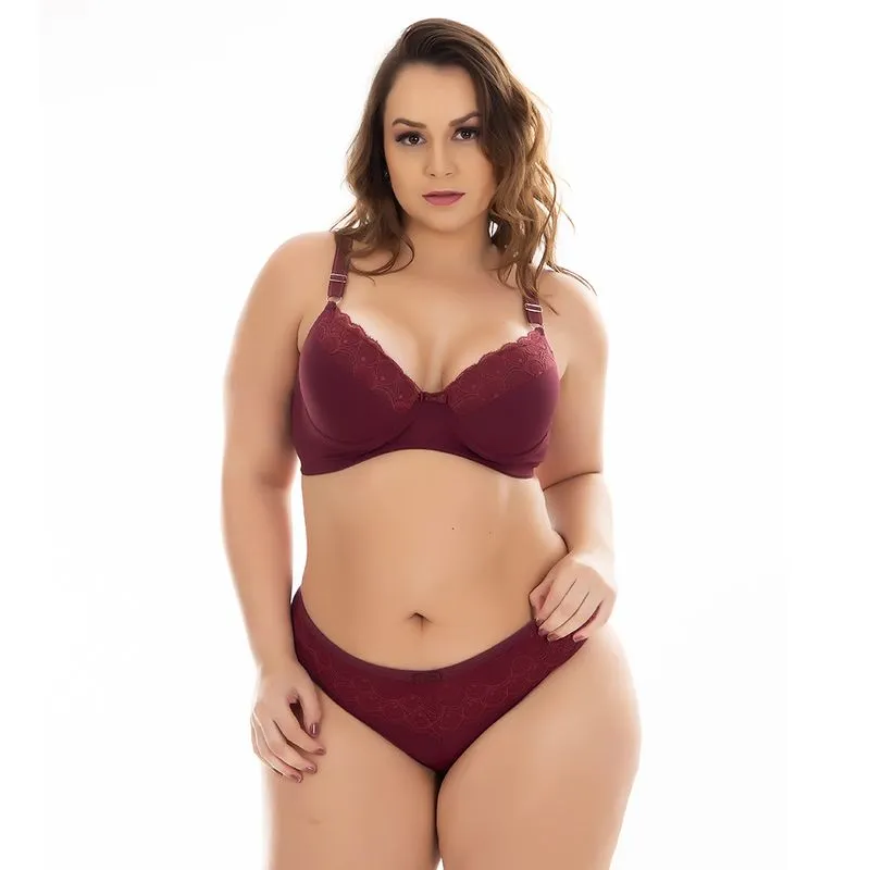 Conjunto Cris Plus Size com Detalhes em Renda Patitex