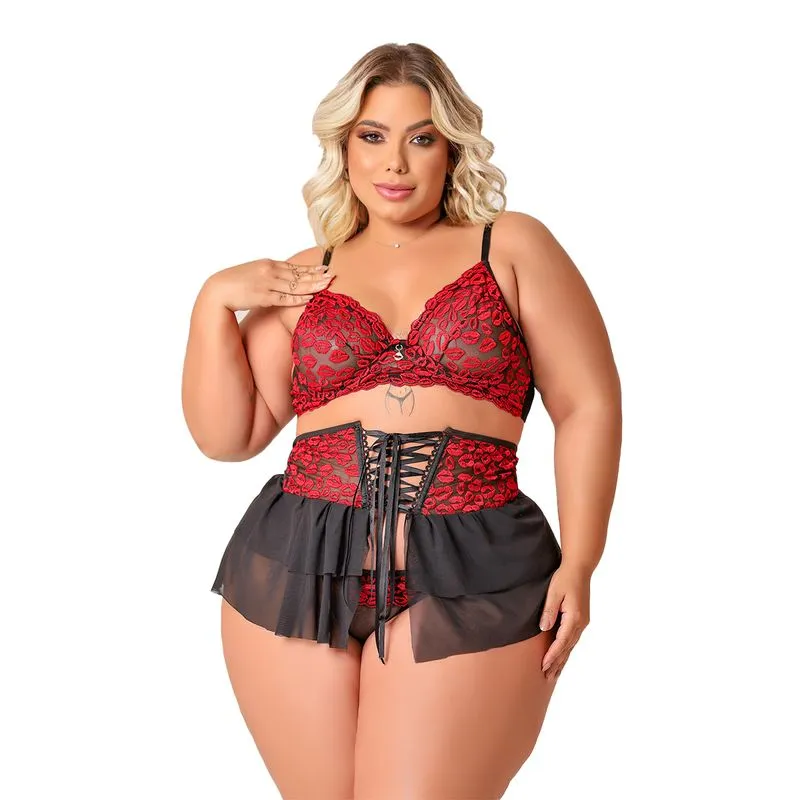 Conjunto Kisses Plus com Detalhes em Renda e Sainha Tallyta Moda Apimentada