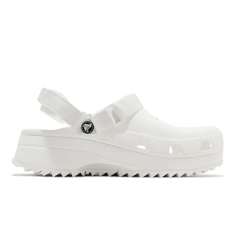 Ojotas Crocs Classic Hiker Clog de Mujer 38