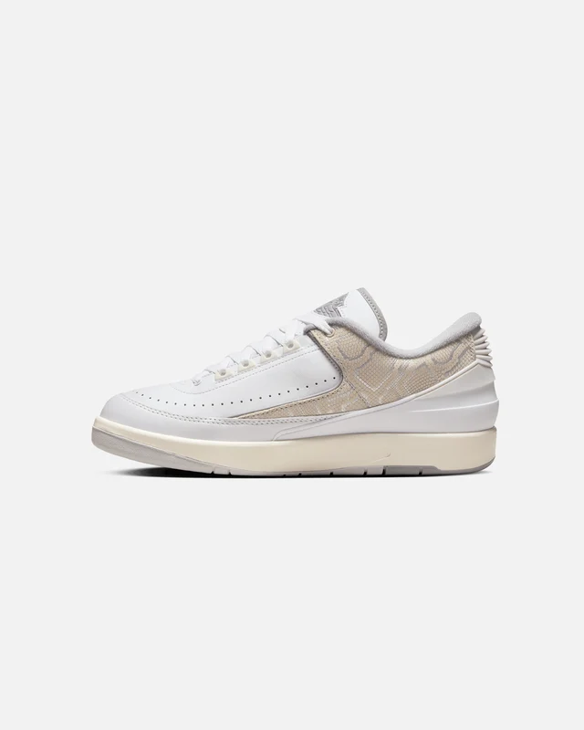 Jordan Air Jordan 2 Retro Low White/Cement Grey 11
