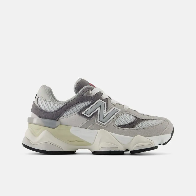 Tênis New Balance 9060 Infantil 32