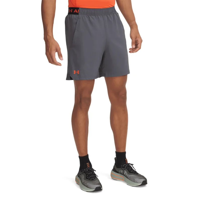Bermuda Under Armour Vanish Woven 6 Masculina Cinza CINZA ESCURO/VERMELHO/VERMELHO - G