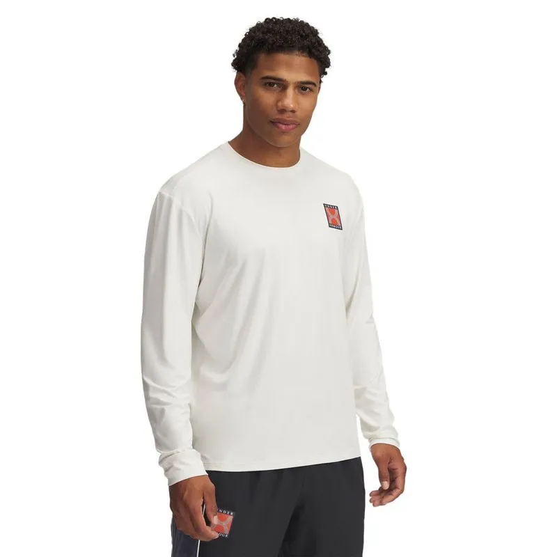 Camiseta de Corrida Under Armour Run 96 Masculina P / Bege
