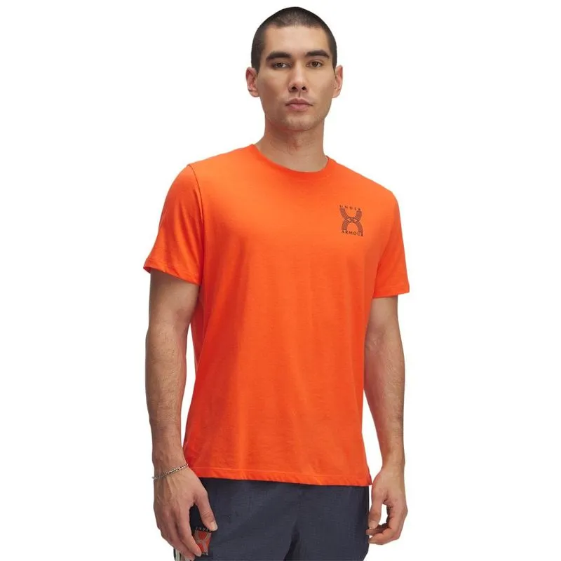 Camiseta de Corrida Under Armour Run 96 Masculina GG / Vermelho