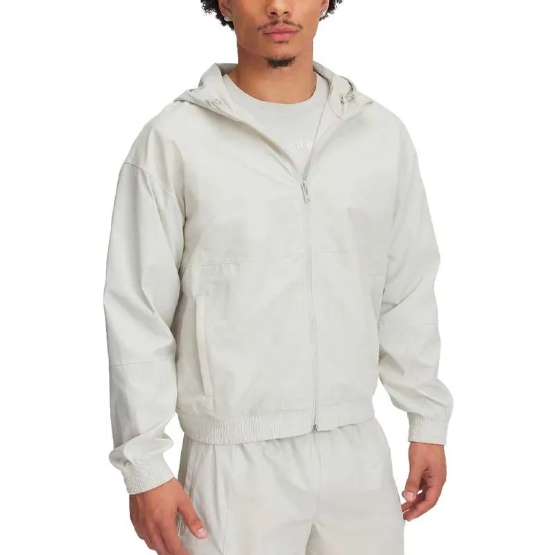Rompeviento Under Armour Curry Woven Talle: XL - Color: Crudo
