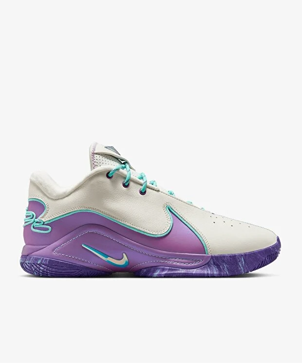 Nike LeBron XXII Mor / 42