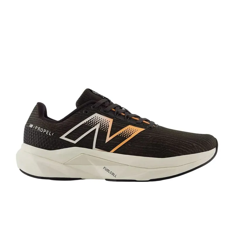 Tênis New Balance Fuelcell Propel V5 Masculino MFCPRCB5 43 / Preto/Laranja