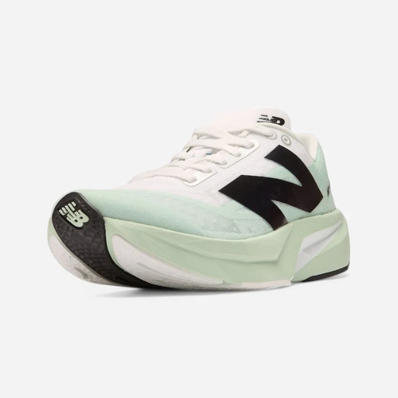 Women's FuelCell Rebel v4 Clay Ash D / 13