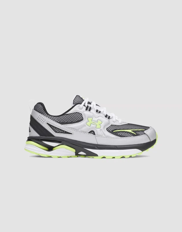 Under Armour Apparition Tech 17