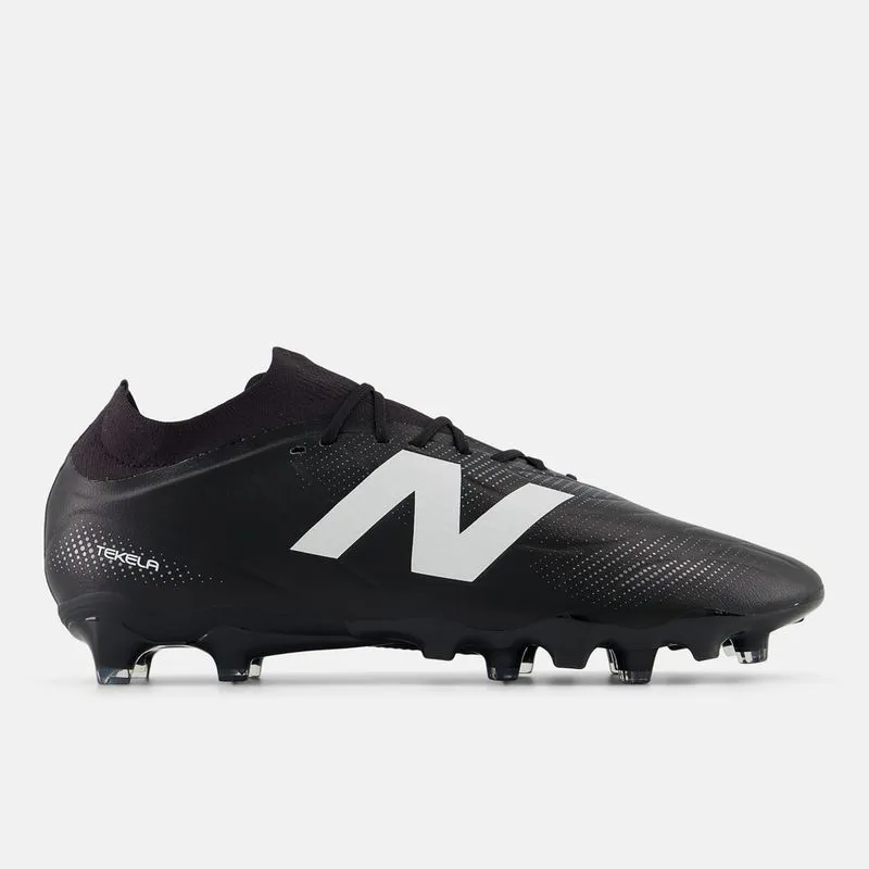 Chuteira Campo New Balance Tekela Team Low Laced Fg V5 Unisex 43