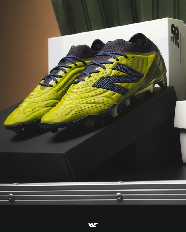 Stone Island x New Balance Tekela Elite FG V9 US 7.5