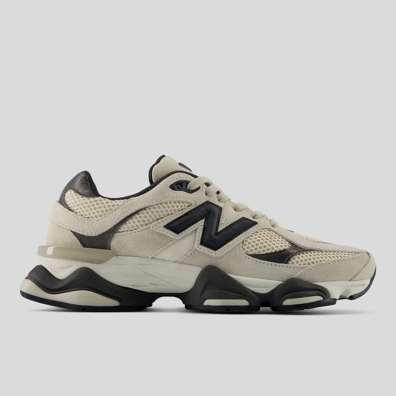 Tênis New Balance 9060 Unissex 43