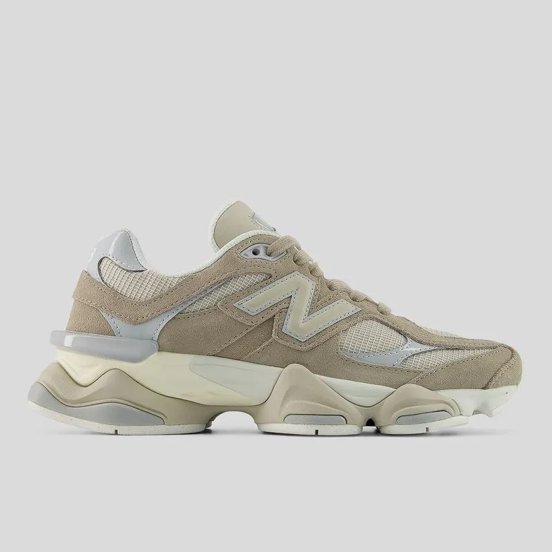 Tênis New Balance 9060 Unissex 44