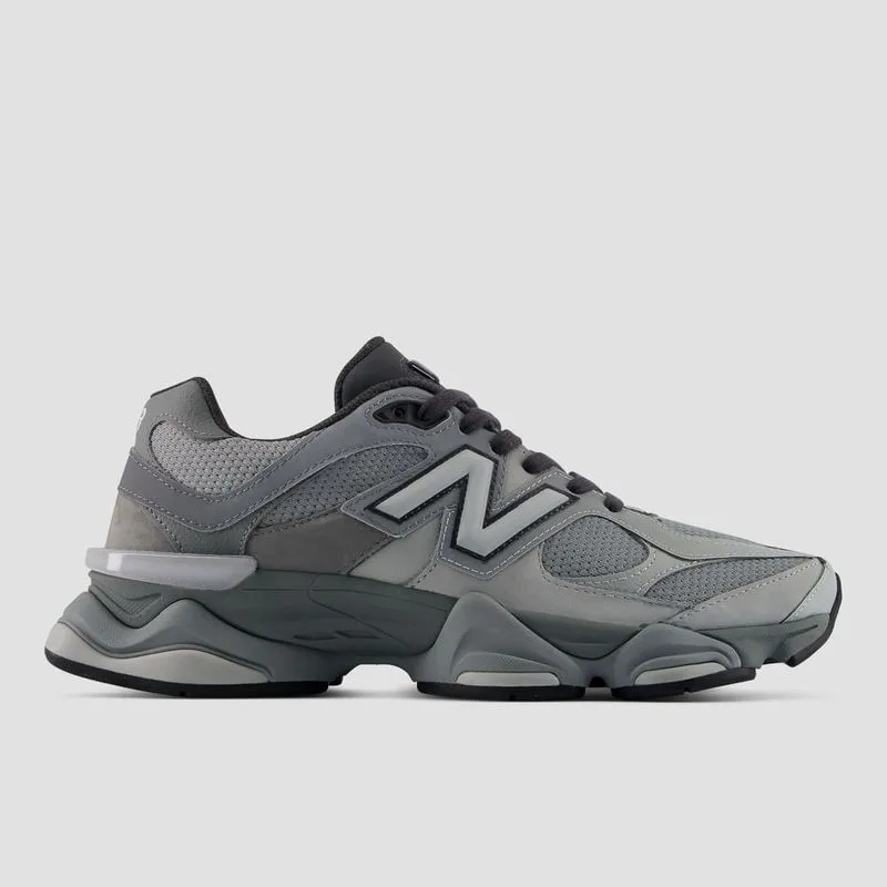 Tênis New Balance 9060 Unisex 43