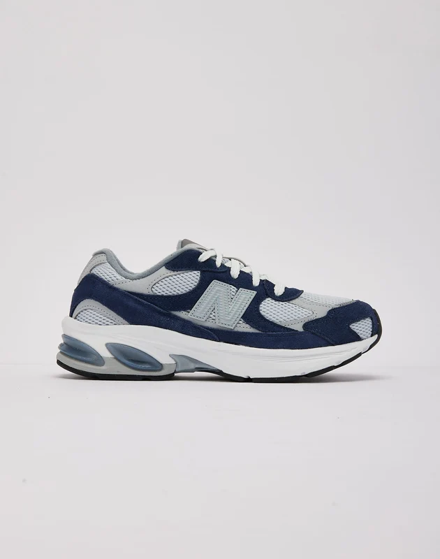 New Balance 2010 Grade-School 6