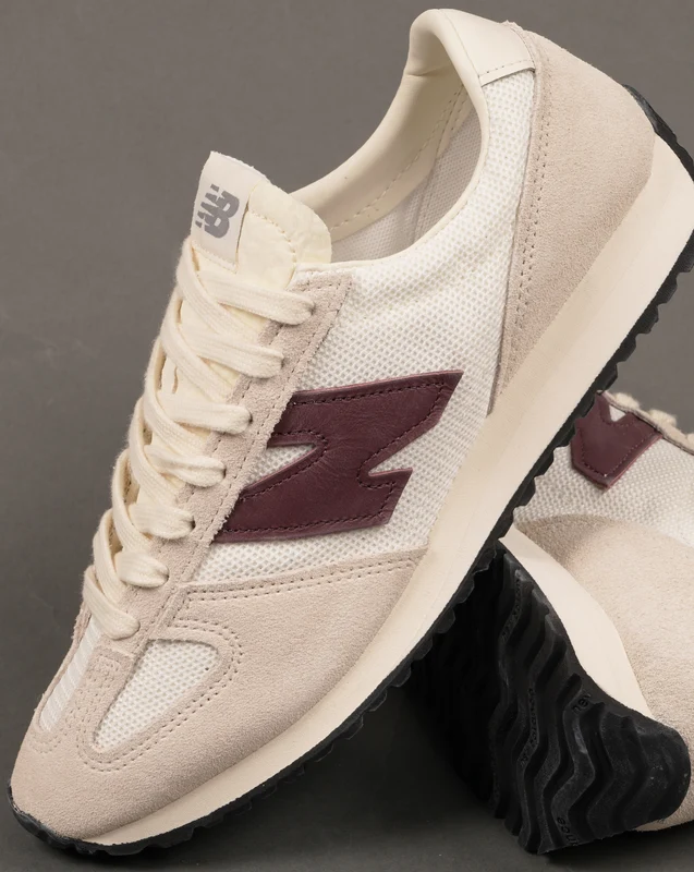 New Balance 471 Trainers Linen/Maroon 8.5