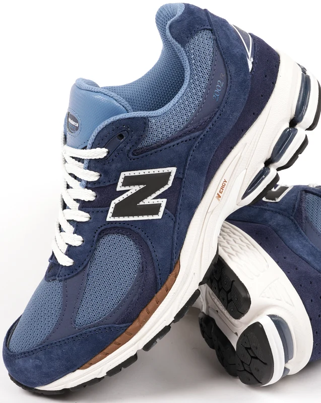 New Balance 2002R Trainers Navy/Blue 9