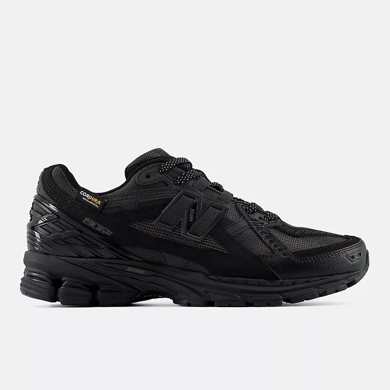 1906N "Black" Black / M 11.5 / W 13