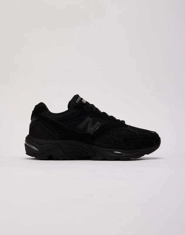 New Balance 880R 9.5