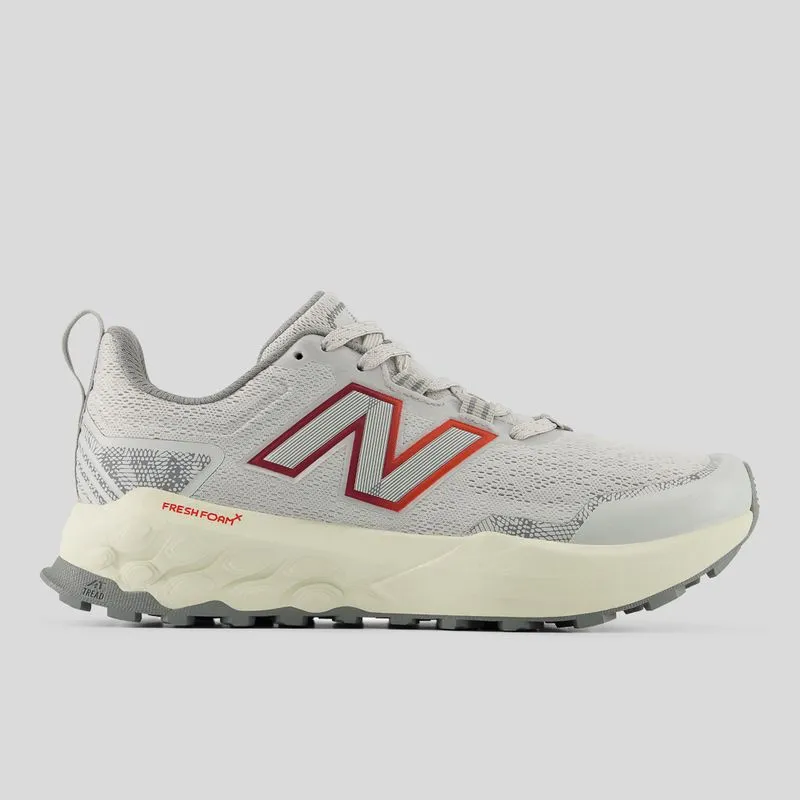Tênis New Balance Fresh Foam Garoév2 Feminino 34