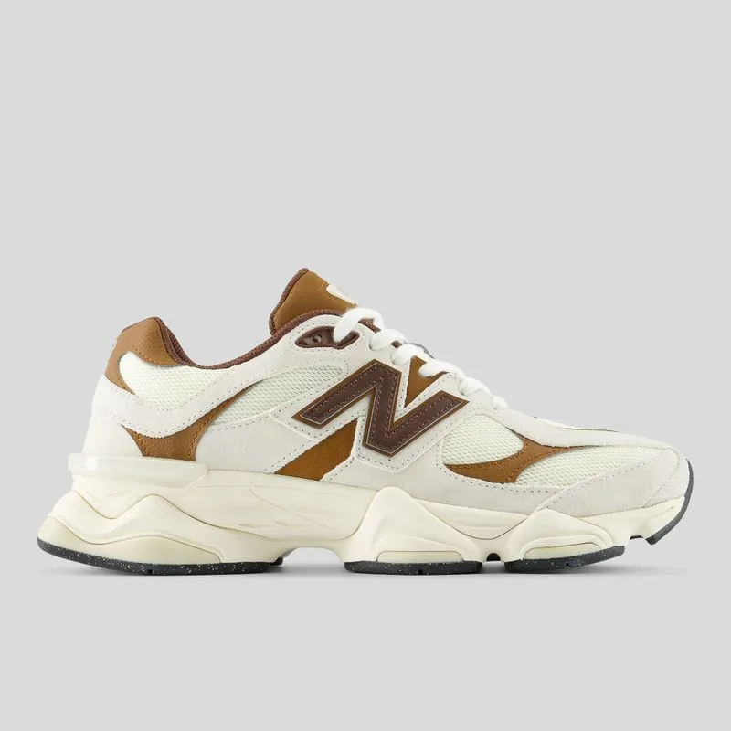 Tênis New Balance 9060 Unisex 41